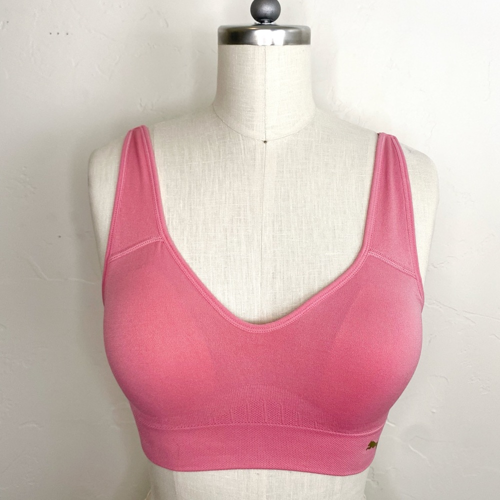 Puma Pink Sports Bra XS/S Gold Puma Logo Seamless Active Sports Top Yoga Pilates